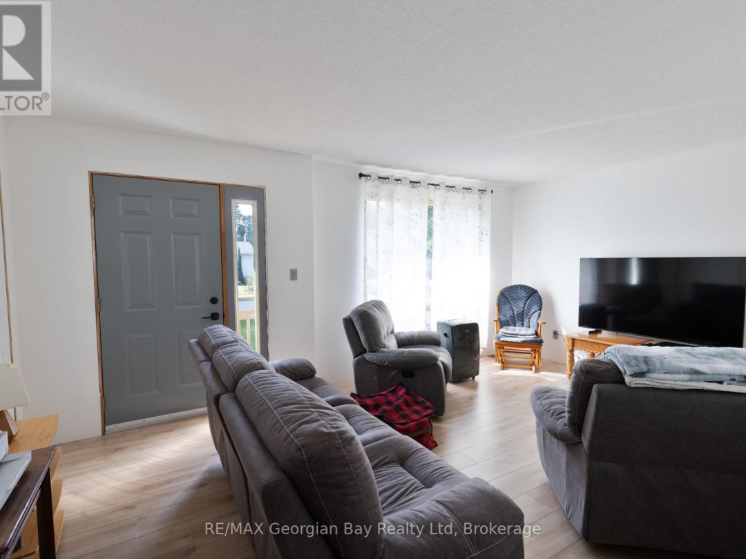 144 GEORGE STREET, Tay (Victoria Harbour)