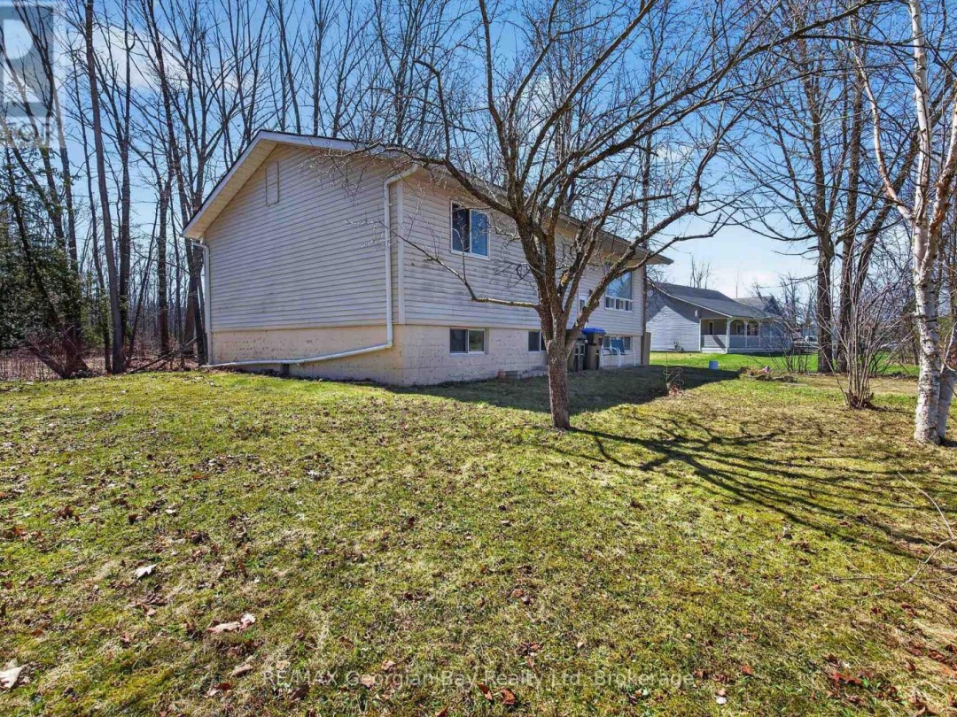 31 BECKETTS SIDE ROAD, Tay