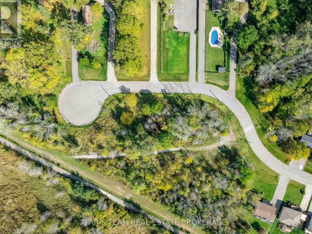 7 REINBIRD STREET W, 
