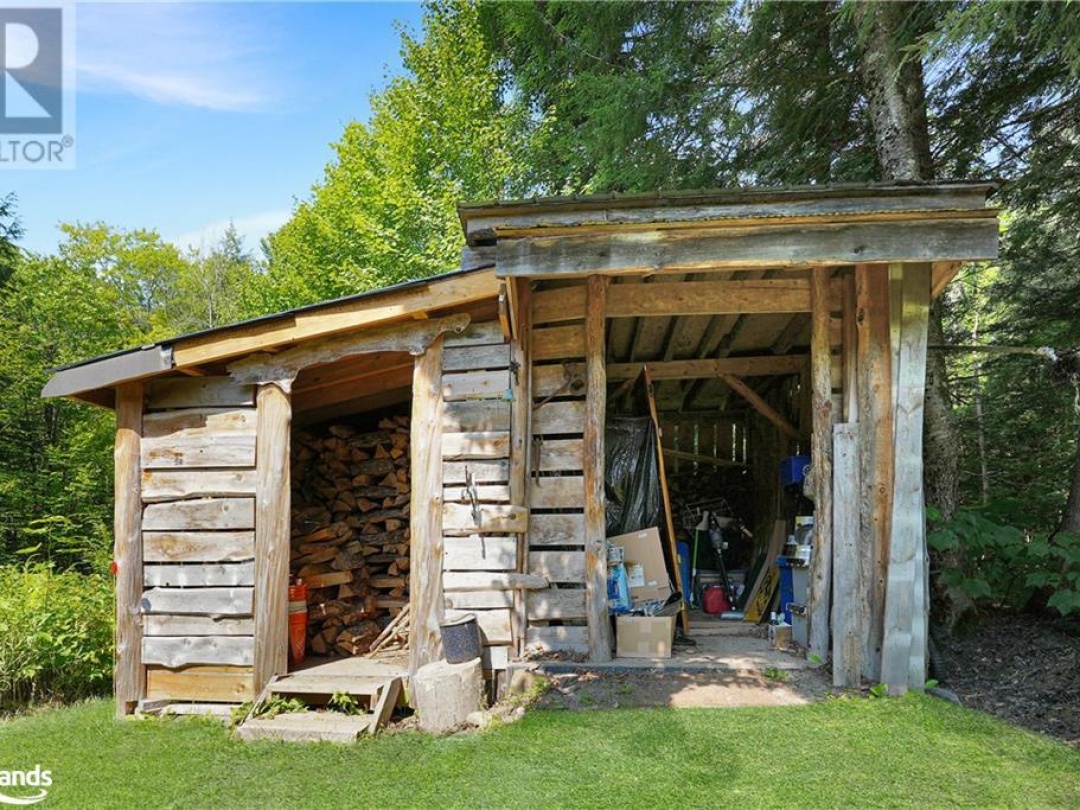 1842 Buckslide Road, Algonquin Highlands