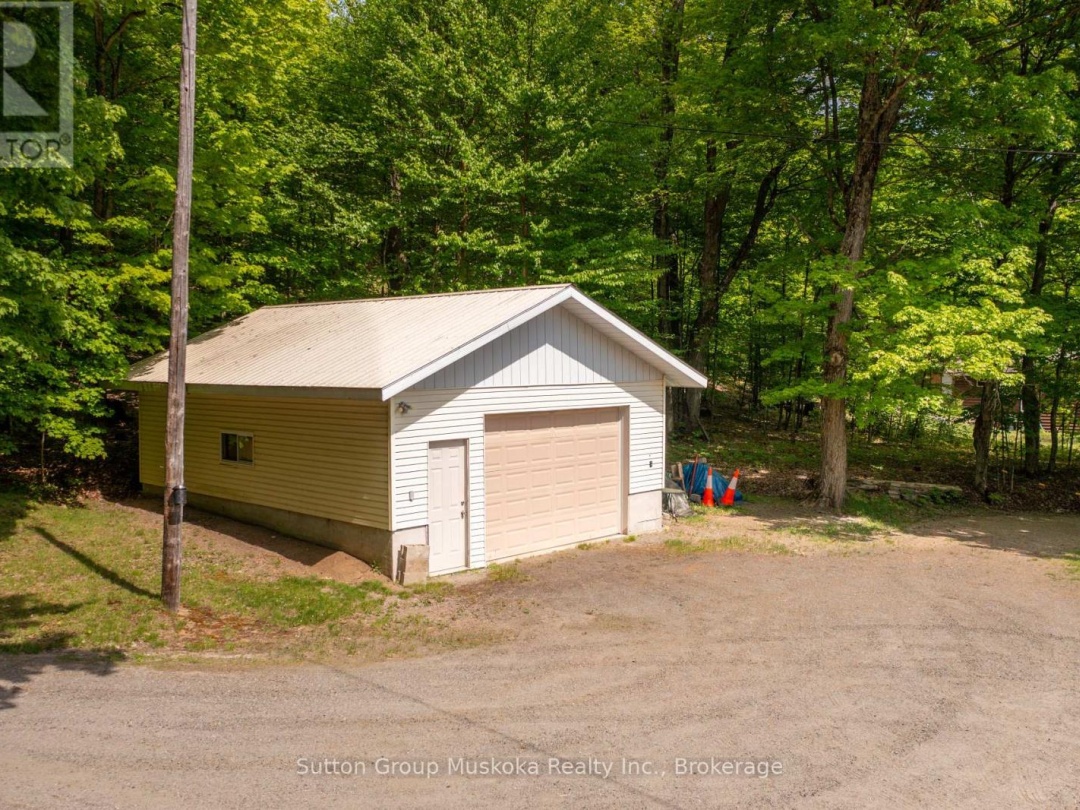 562 AND 568 EAST WASEOSA LAKE ROAD, 