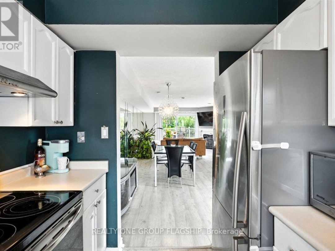 12 - 24 LAGUNA PARKWAY, Lake Simcoe