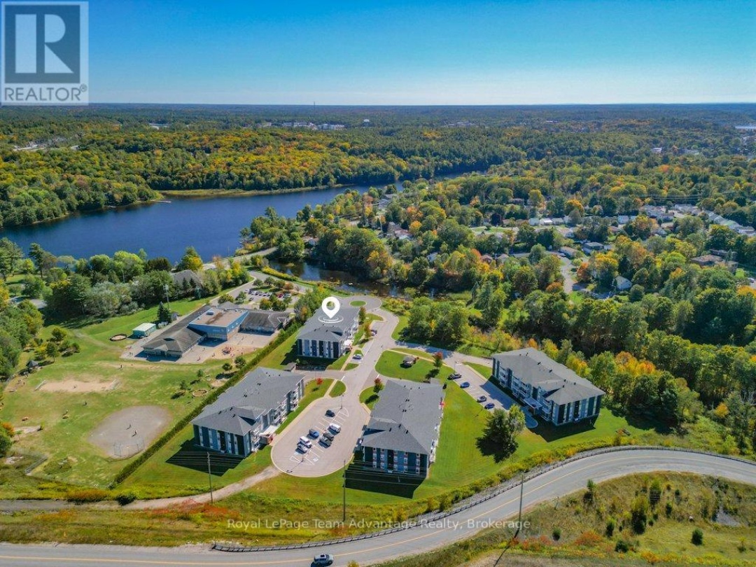203 - 20A SILVER BIRCH COURT,