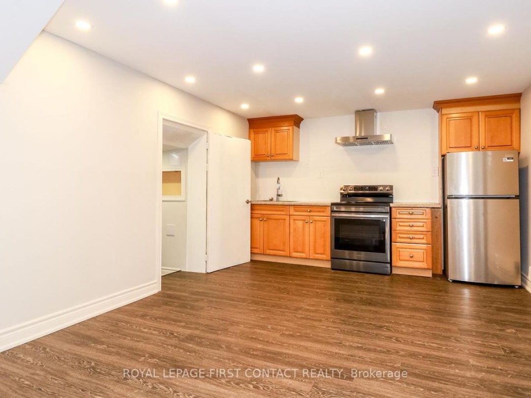 18 KENNEDY DRIVE, Kawartha Lakes (Fenelon Falls)