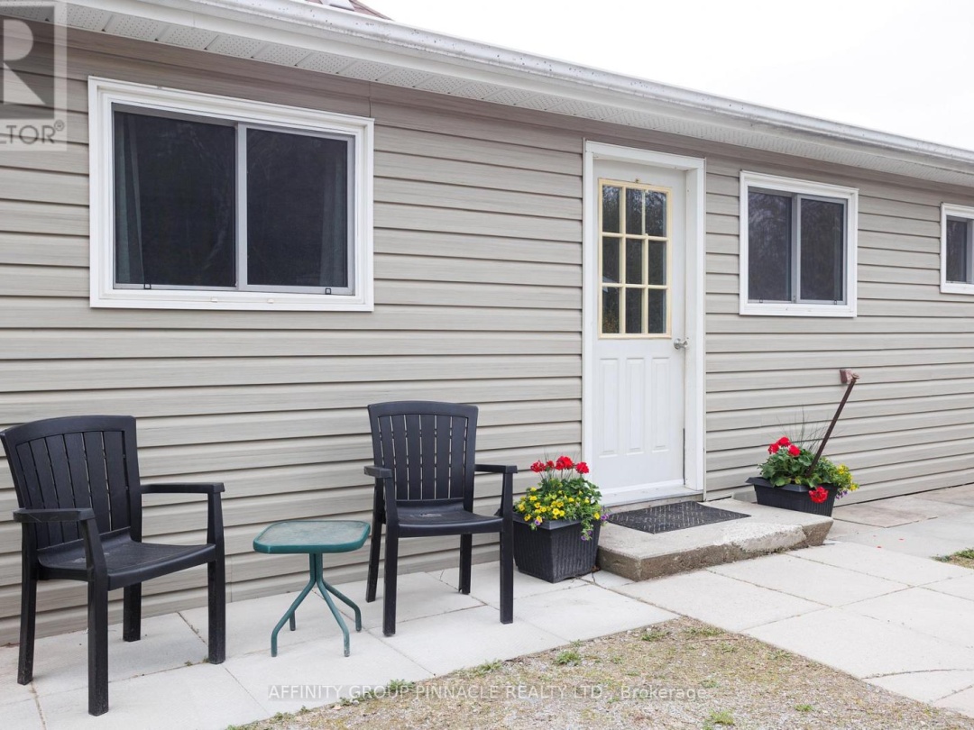 106 COLDSTREAM ROAD, Rosedale Lake