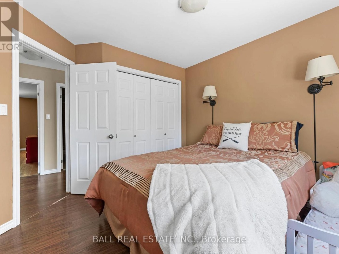 479 EAST CLEAR BAY ROAD, Crystal Lake
