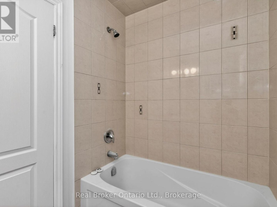3135 EMPEROR DRIVE, Orillia