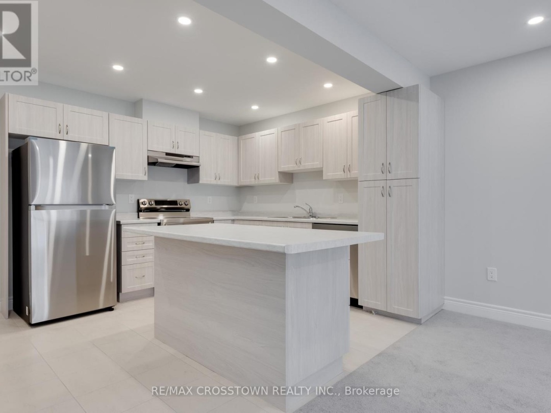 22 MCCONNELL CRESCENT, Bracebridge (Macaulay)