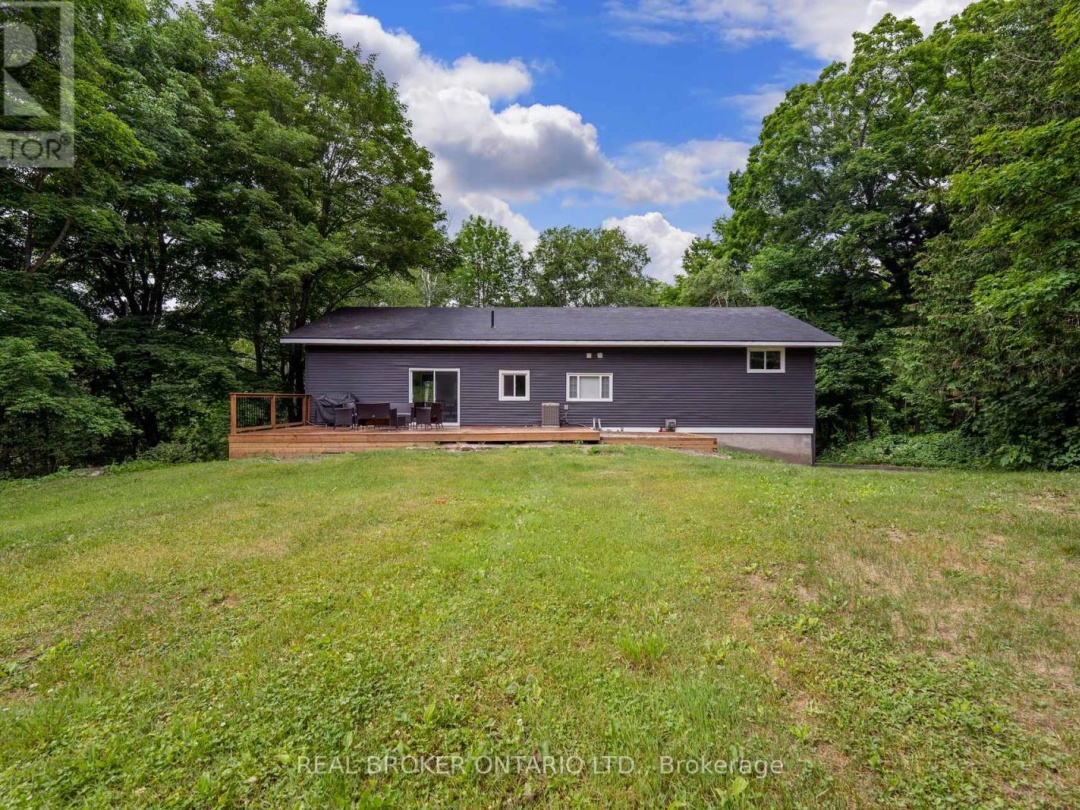 1630 Kashagawigamog Lake Road, Minden Hills