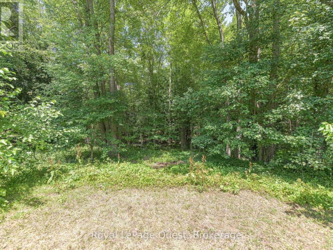 1046 SOUTHWOOD ROAD, 