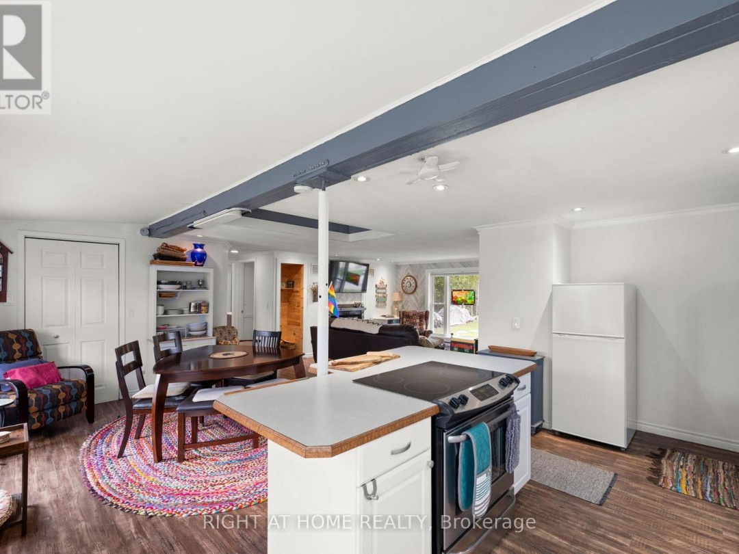 369 SOUTHAM DRIVE, Burnt River