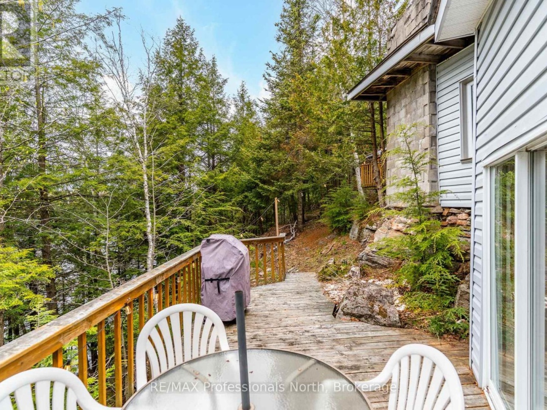 1201 TRELLIS TRAIL, Bob Lake