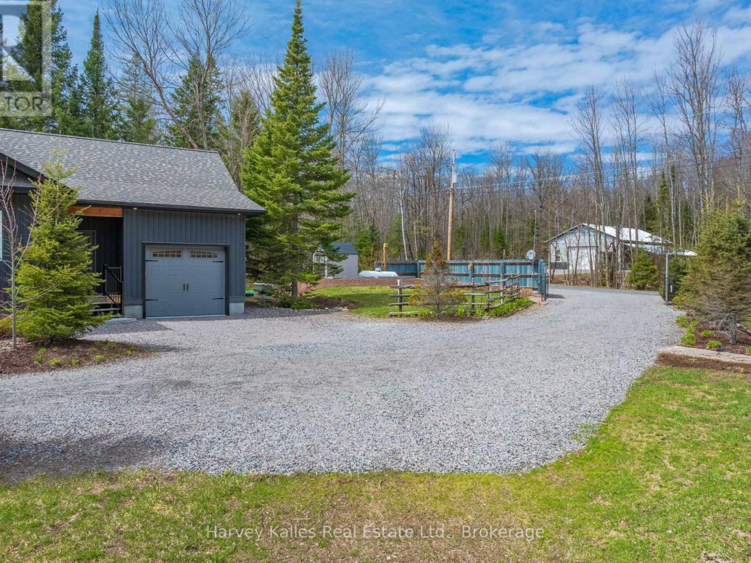 40 & 41 SUNSET COVE ROAD, Blackwater Lake
