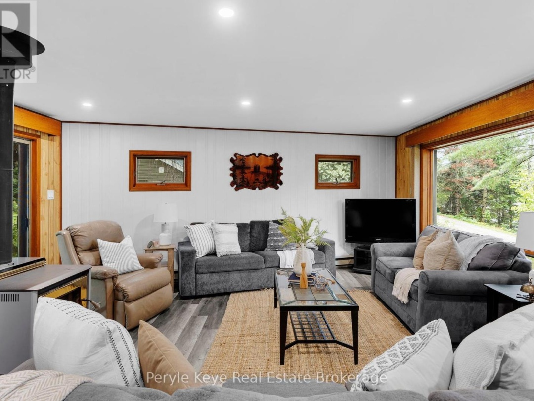 1025 & 1027 BIG ISLAND ROAD, 