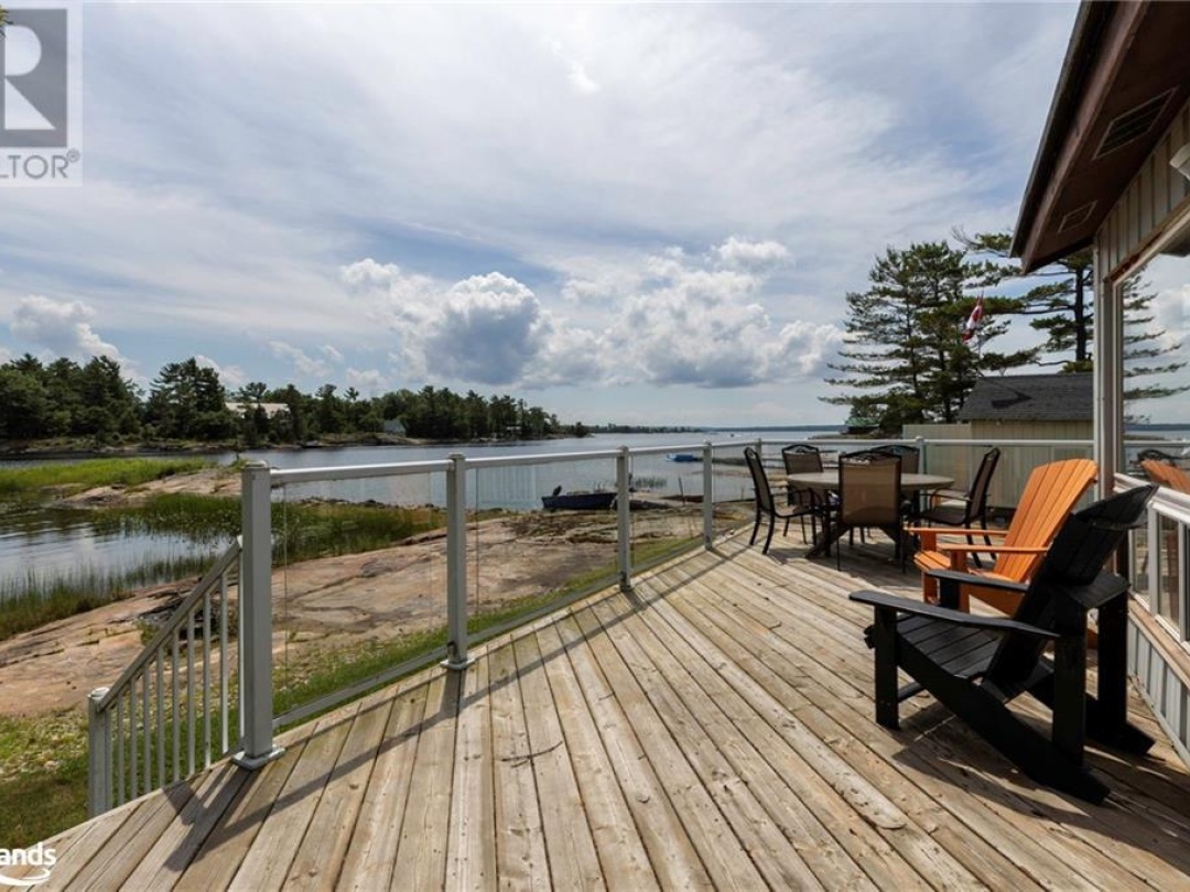 64 Wolverine Beach Road, Georgian Bay