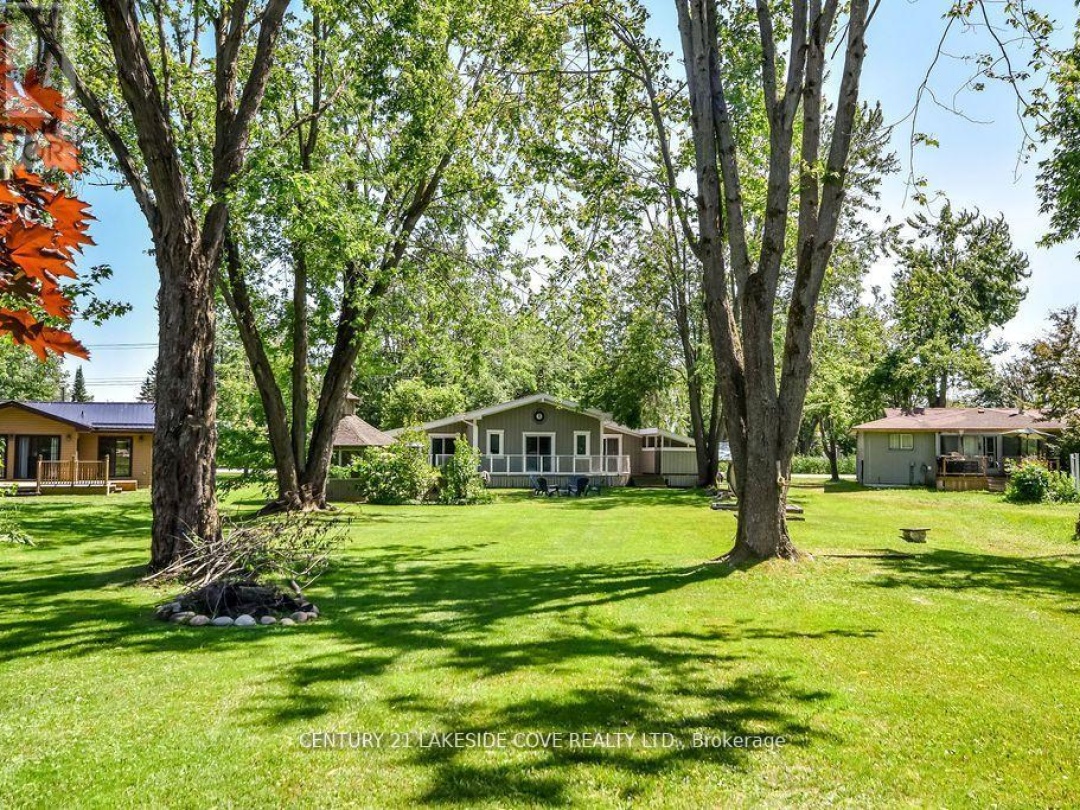 27 POPLAR CRESCENT W, Lake Simcoe