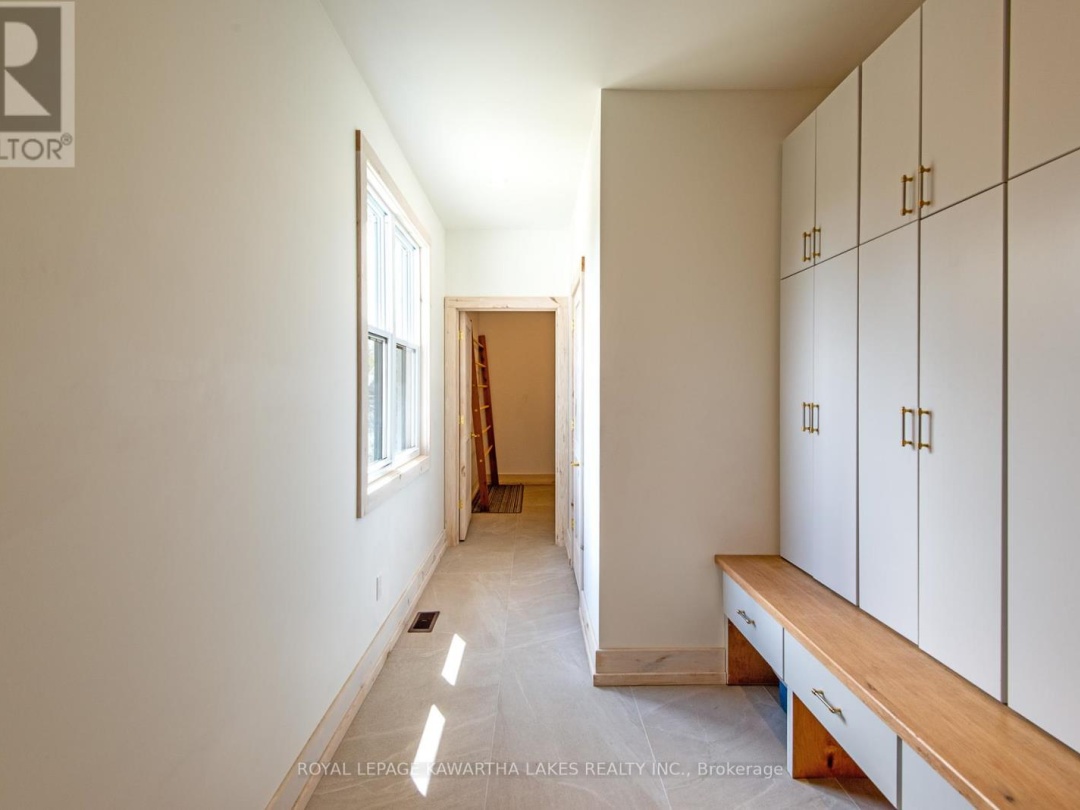104 MOON LINE ROAD N, 