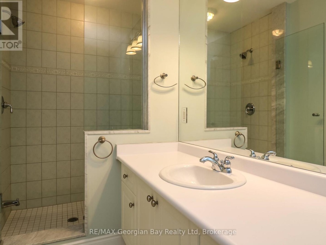 210 WYCLIFFE COVE, Georgian Bay