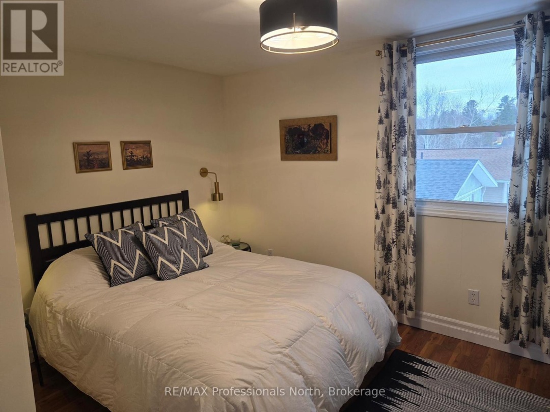 26 KITCHEN ROAD S, Huntsville (Chaffey)