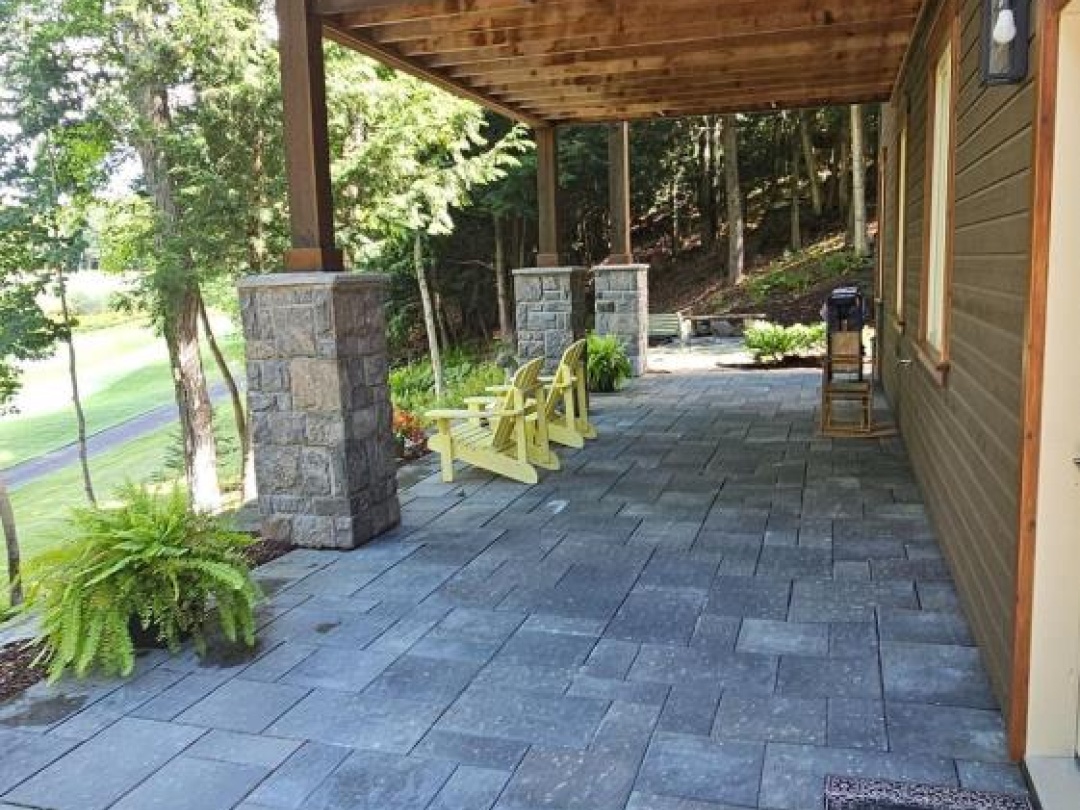 41 CLUBHOUSE DRIVE, 