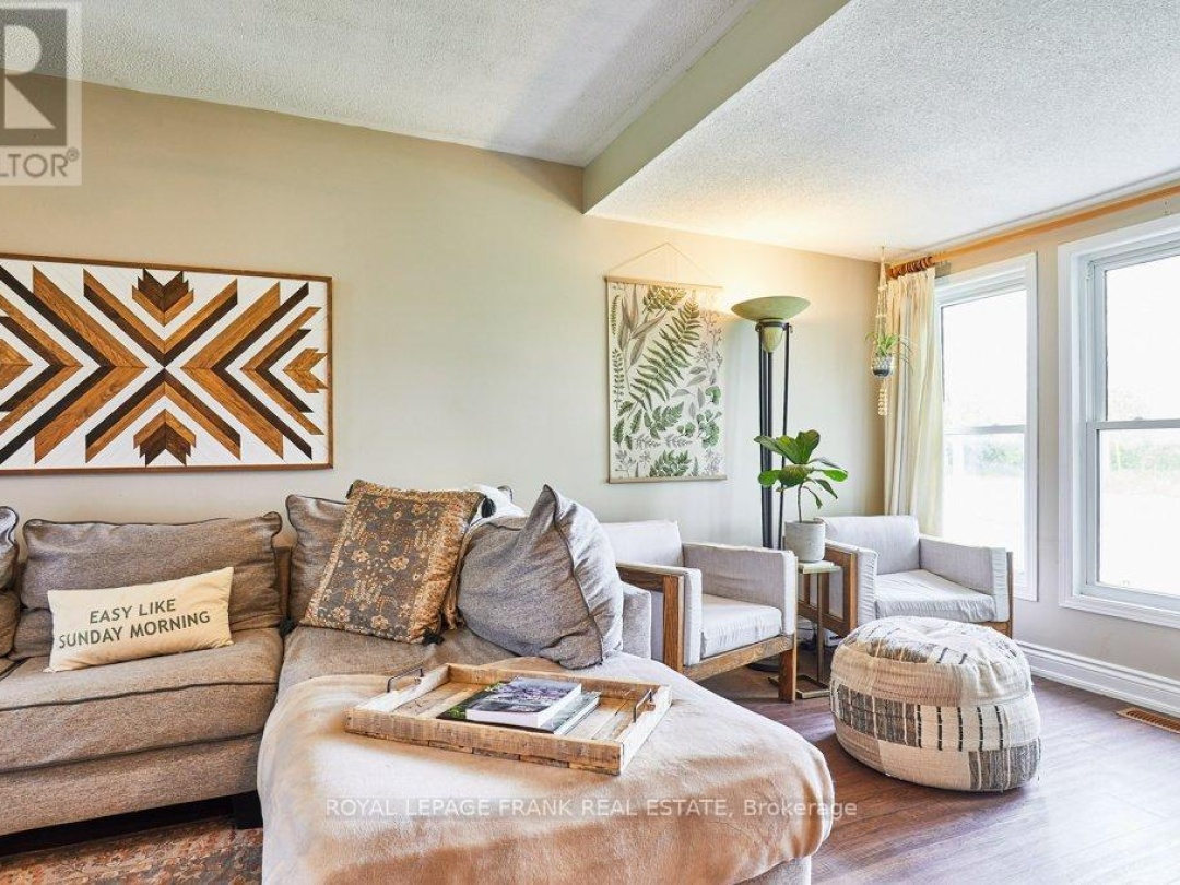 148 KING STREET, Kawartha Lakes (Woodville)