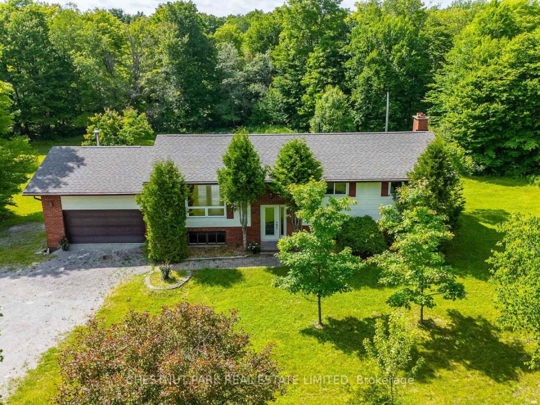 4135 KENNISIS LAKE ROAD, 
