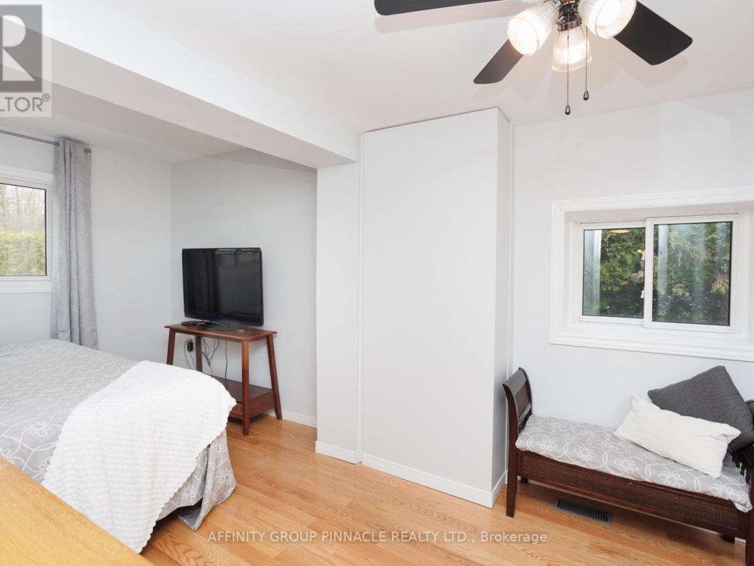 106 COLDSTREAM ROAD, Rosedale Lake