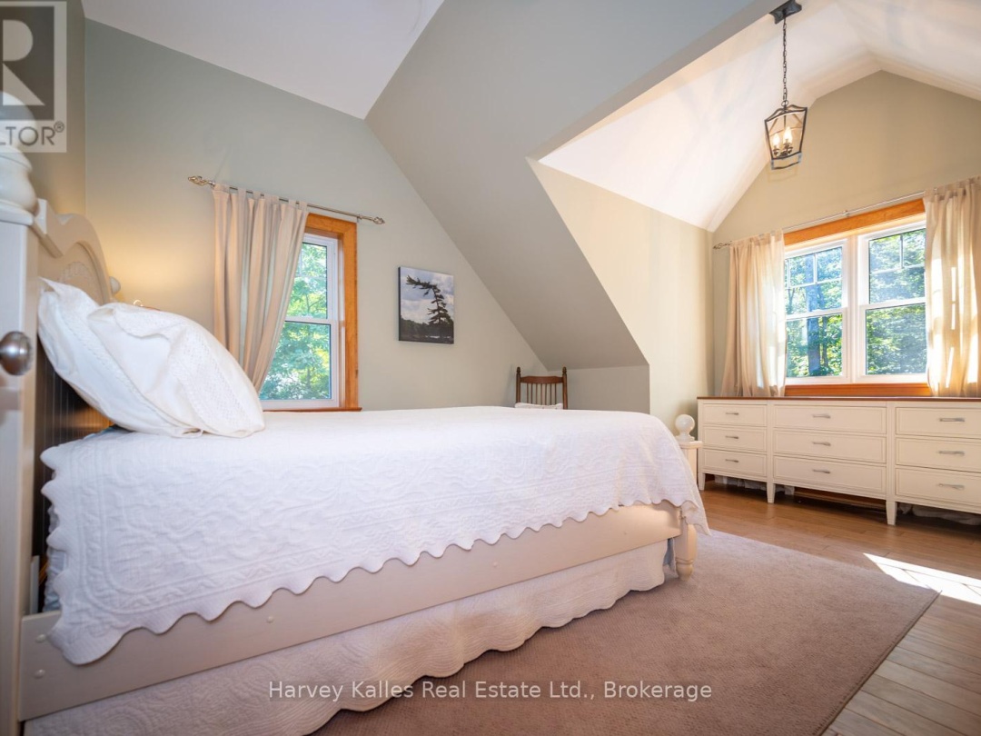 1045 LAKESHORE DRIVE, 