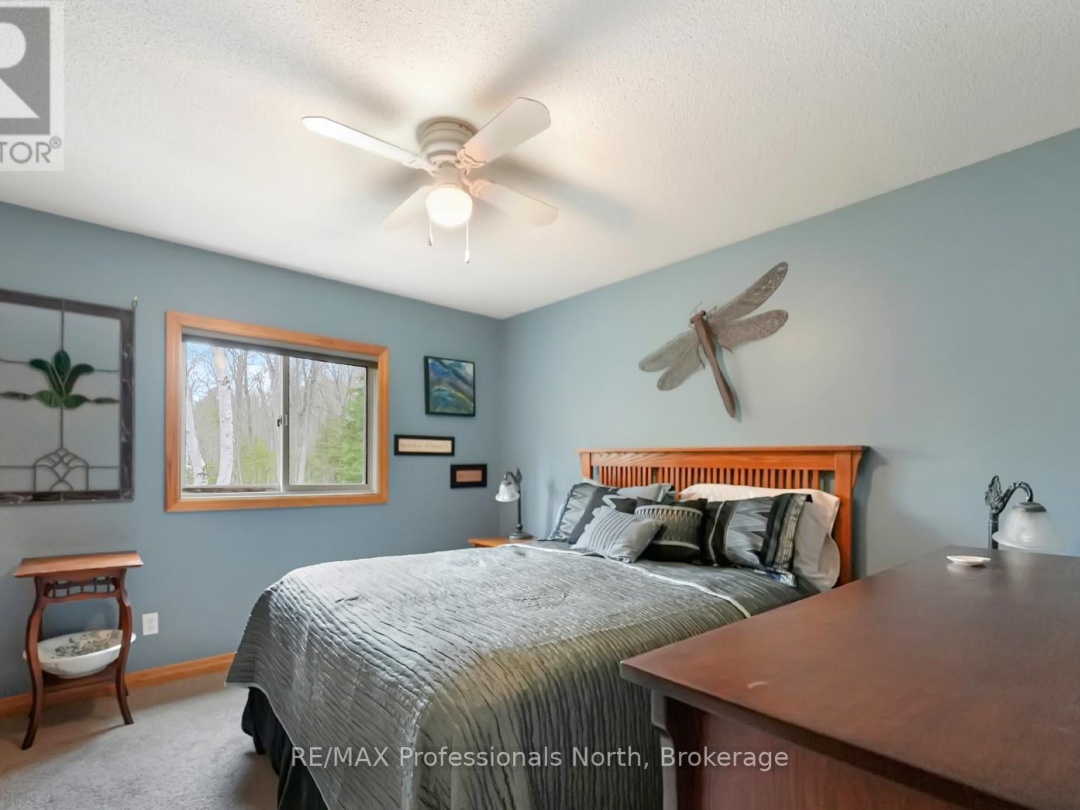 1157 BETWEEN LAKES TRAIL, Soyers Lake