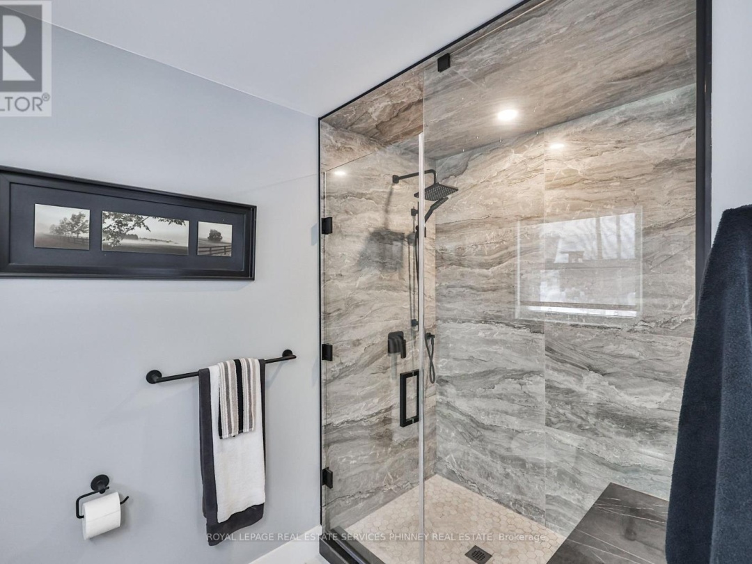 1068 XAVIER STREET, Gravenhurst (Morrison)