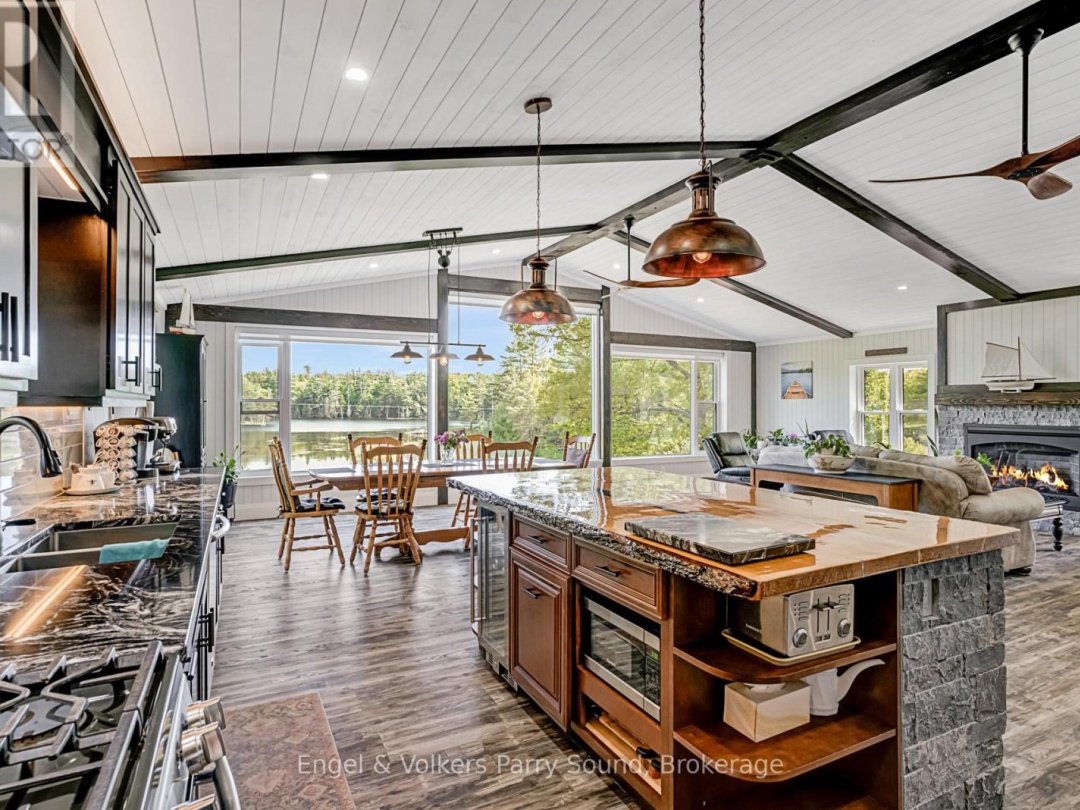 49 REGENCY DRIVE, Richmond Lake