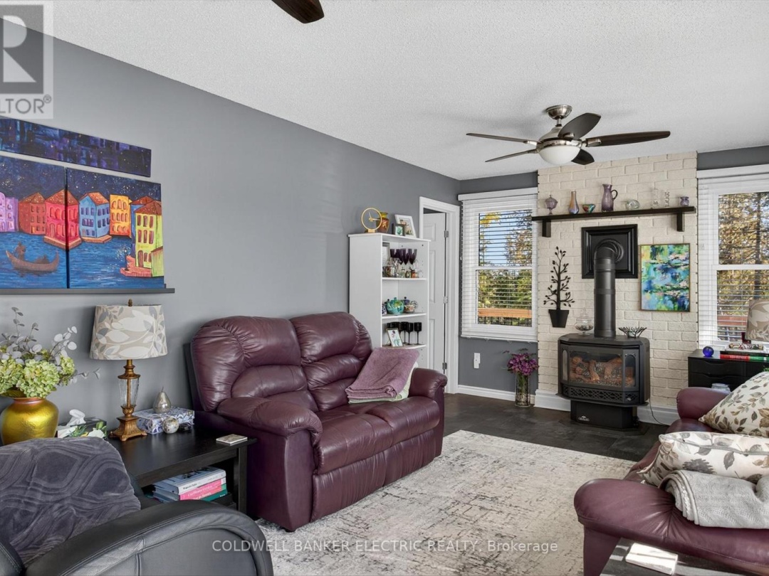 1352 COUNTY RD 49 ROAD, Little Silver Lake