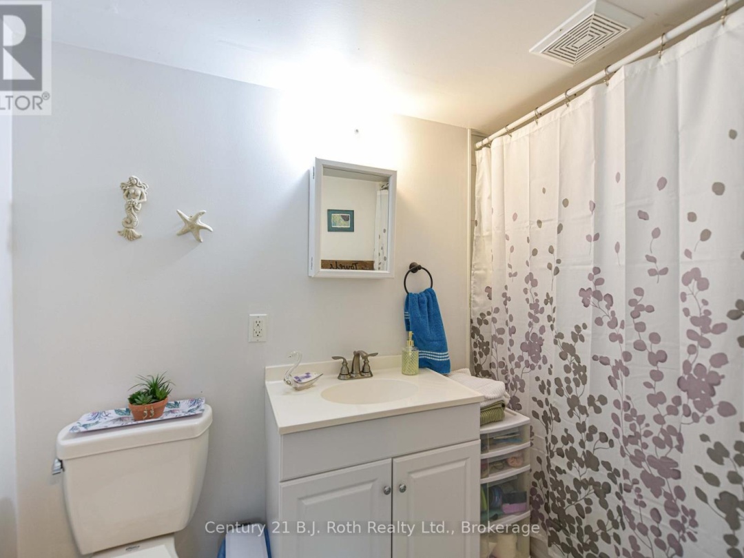 4693 DANIEL STREET, Ramara (Atherley)