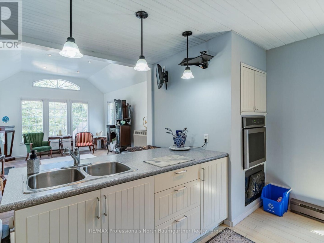 1065 CLOVERLEAF ROAD, Kennisis River