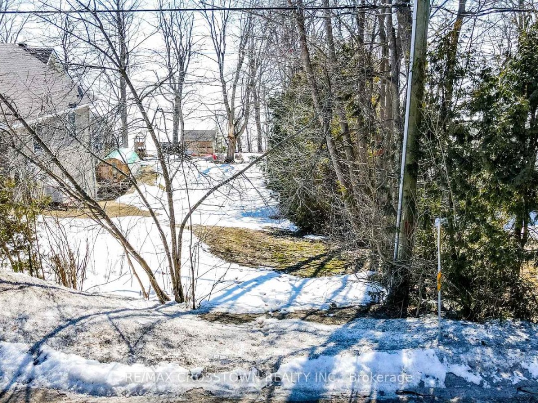 961 WOODLAND DRIVE, Lake Simcoe
