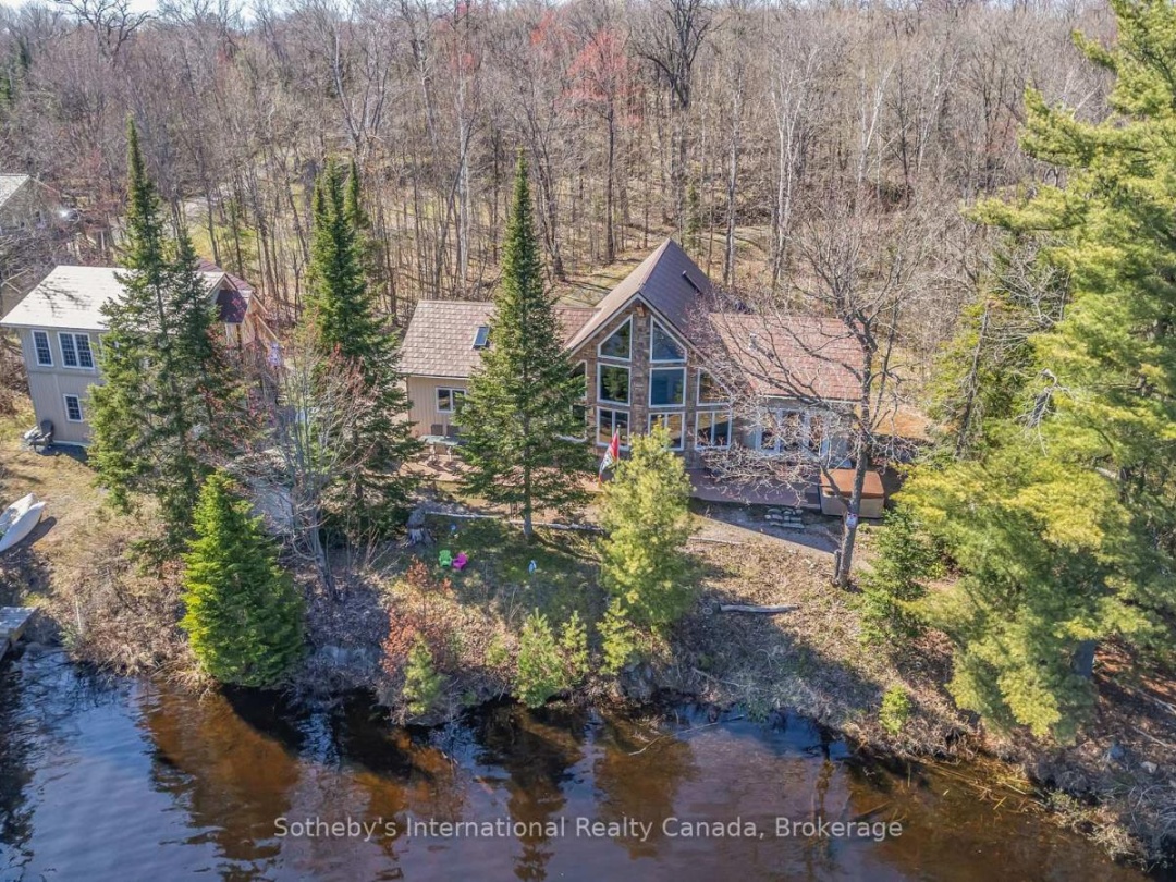 9 PAULS BAY ROAD, Harris Lake