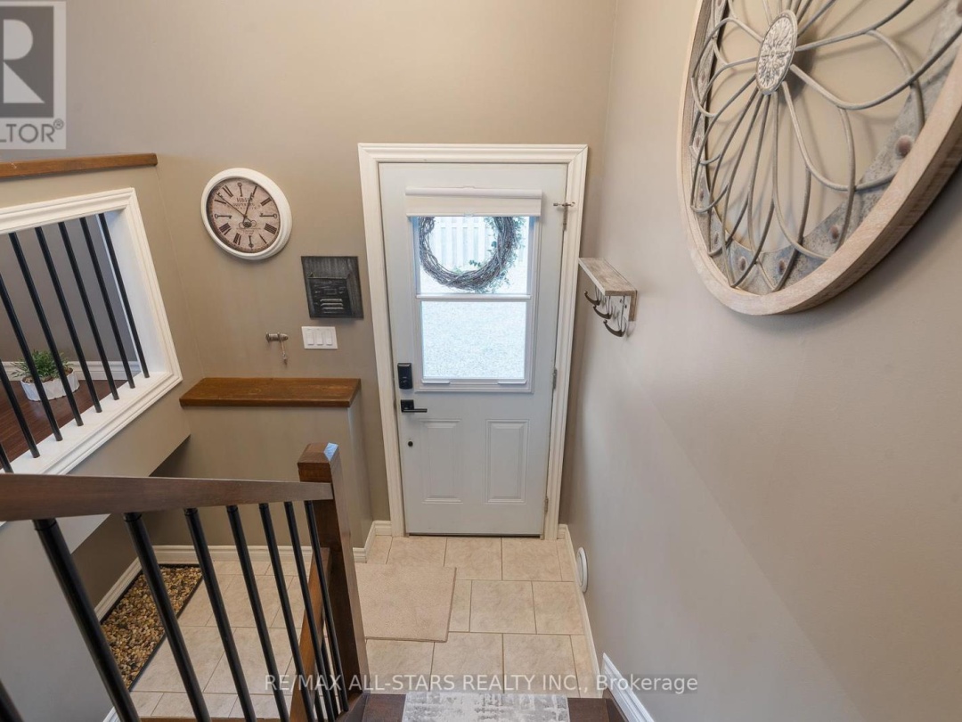 32 Newman Road, Kawartha Lakes (Mariposa)