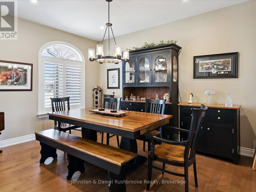 1842 MEADOWVIEW COURT, Severn (Marchmont)