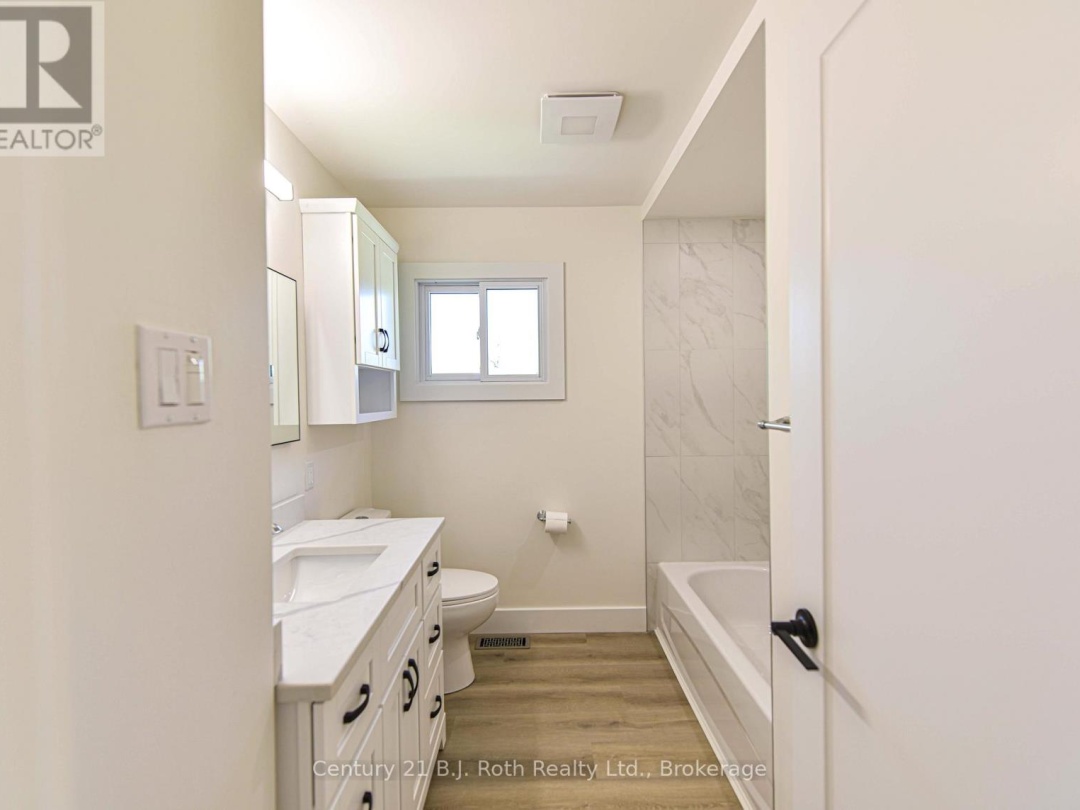 571 HIGH STREET, 