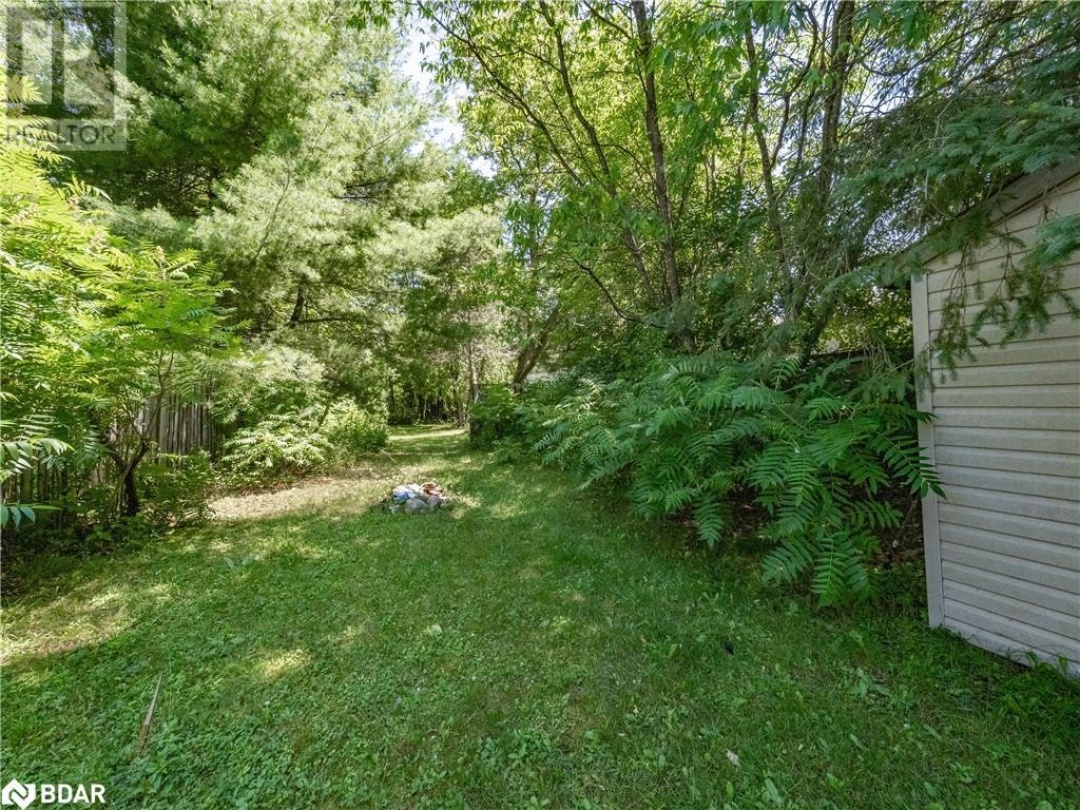 184 FERNWOOD Drive, Gravenhurst