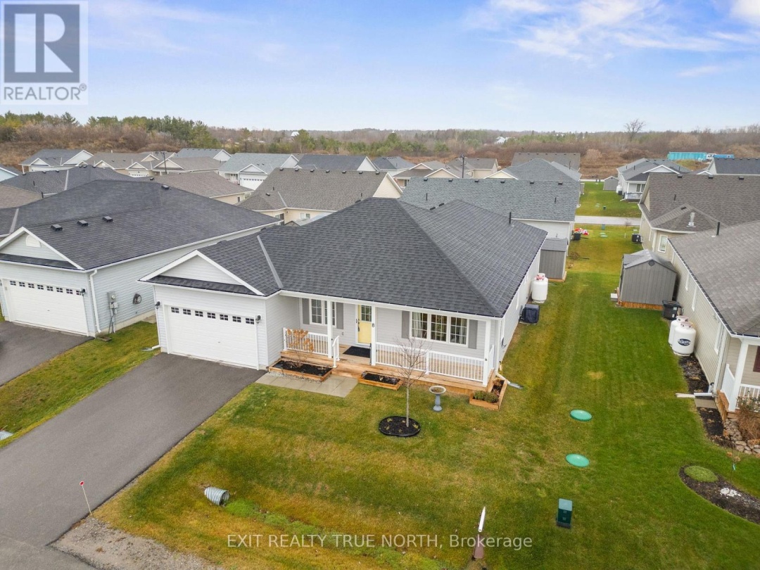 8 SINCLAIR CRESCENT, Ramara (Atherley)