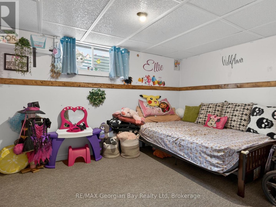 480 BRODERICK STREET, Tay (Port McNicoll)