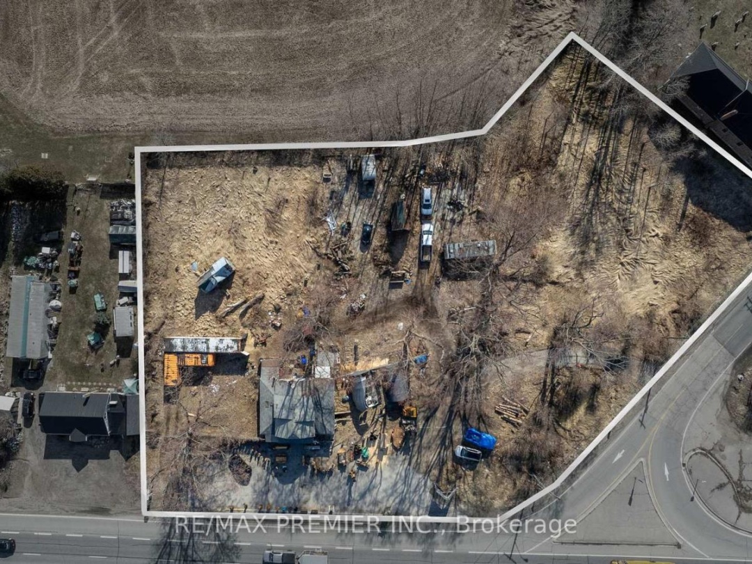 8665 HWY 11, Severn (West Shore)