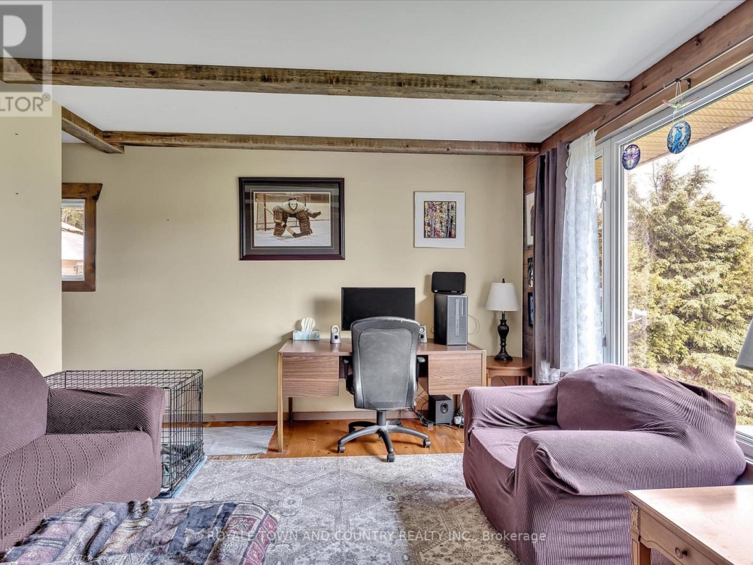 1042 TWEED DRIVE, Highlands East (Glamorgan)