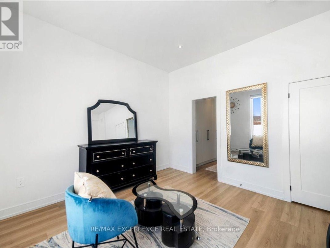 3717 QUAYSIDE DRIVE, Severn (West Shore)