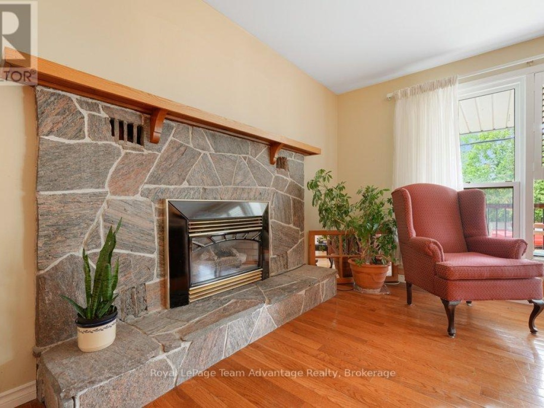 1 VICTORIA AVENUE, 