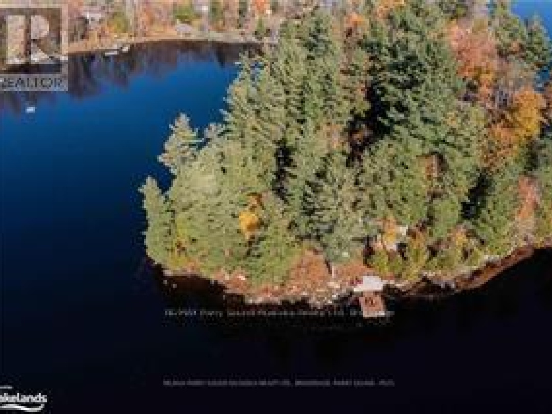 7 & 9 EAST POINT DRIVE, Manitouwabing Lake
