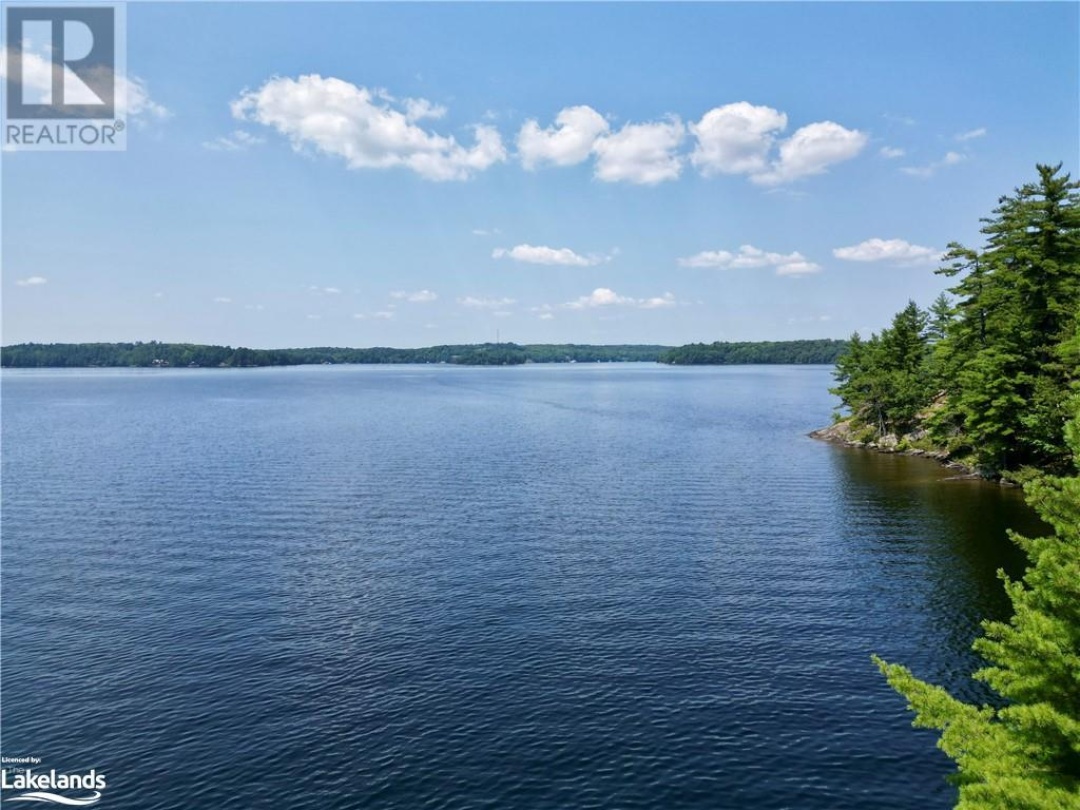 N/A North Bohemia Island, Lake Rosseau