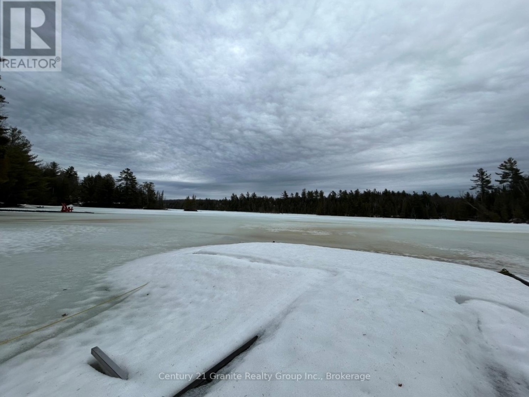1037 ROTUNDA DRIVE, Contau Lake