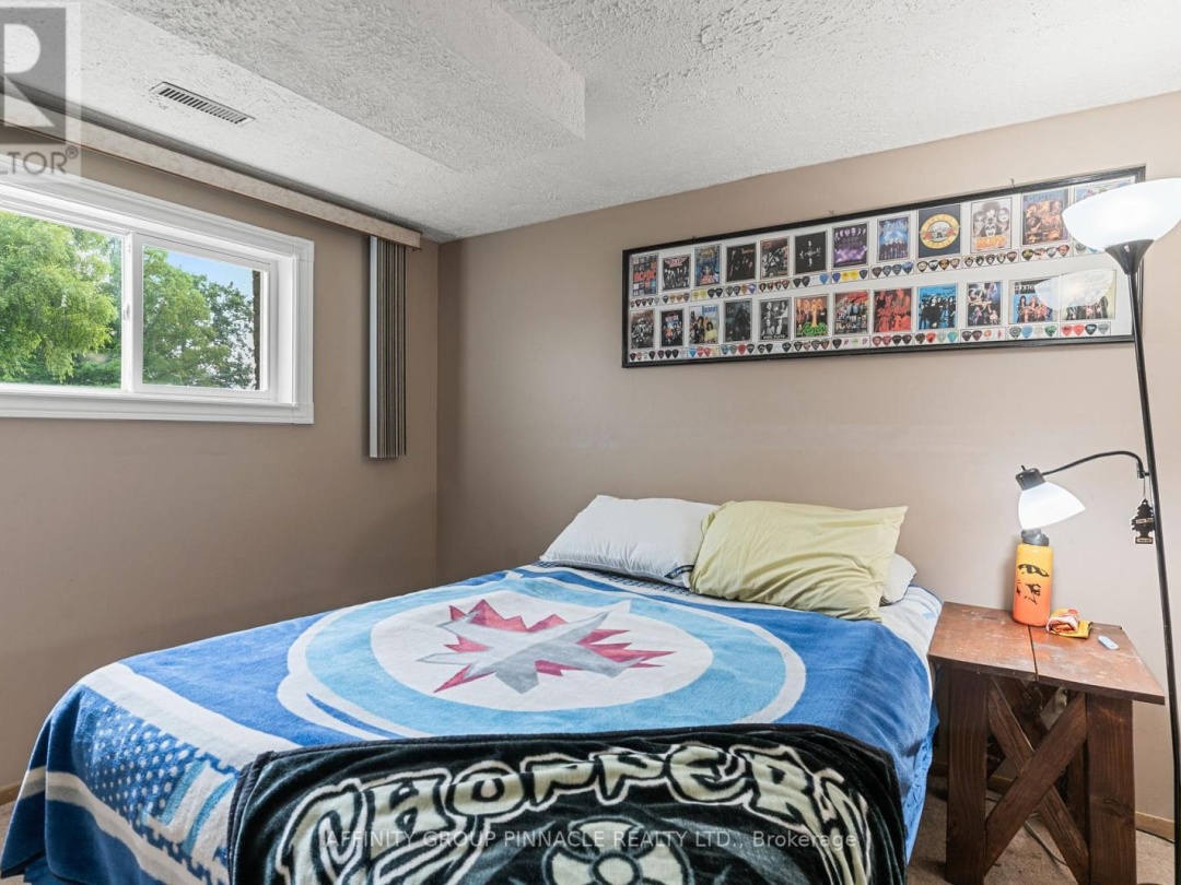 1071 OPMAR ROAD, 